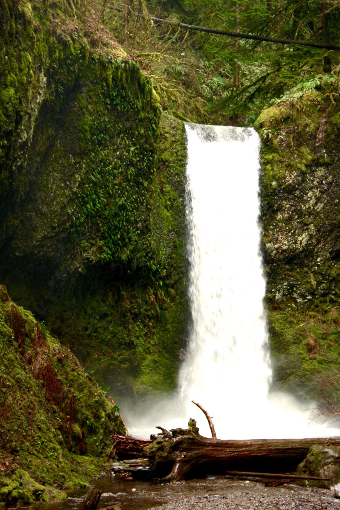 columbia river gorge oregon waterfalls